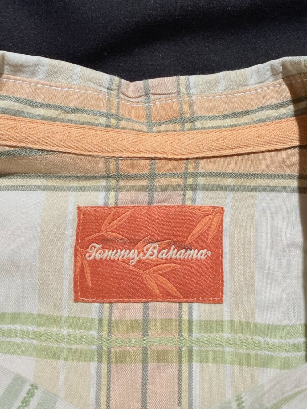 Tommy Bahama Mens SILK Shirt M Multicolored Short Sleeve Untucked Flat Bottom - Picture 8 of 9